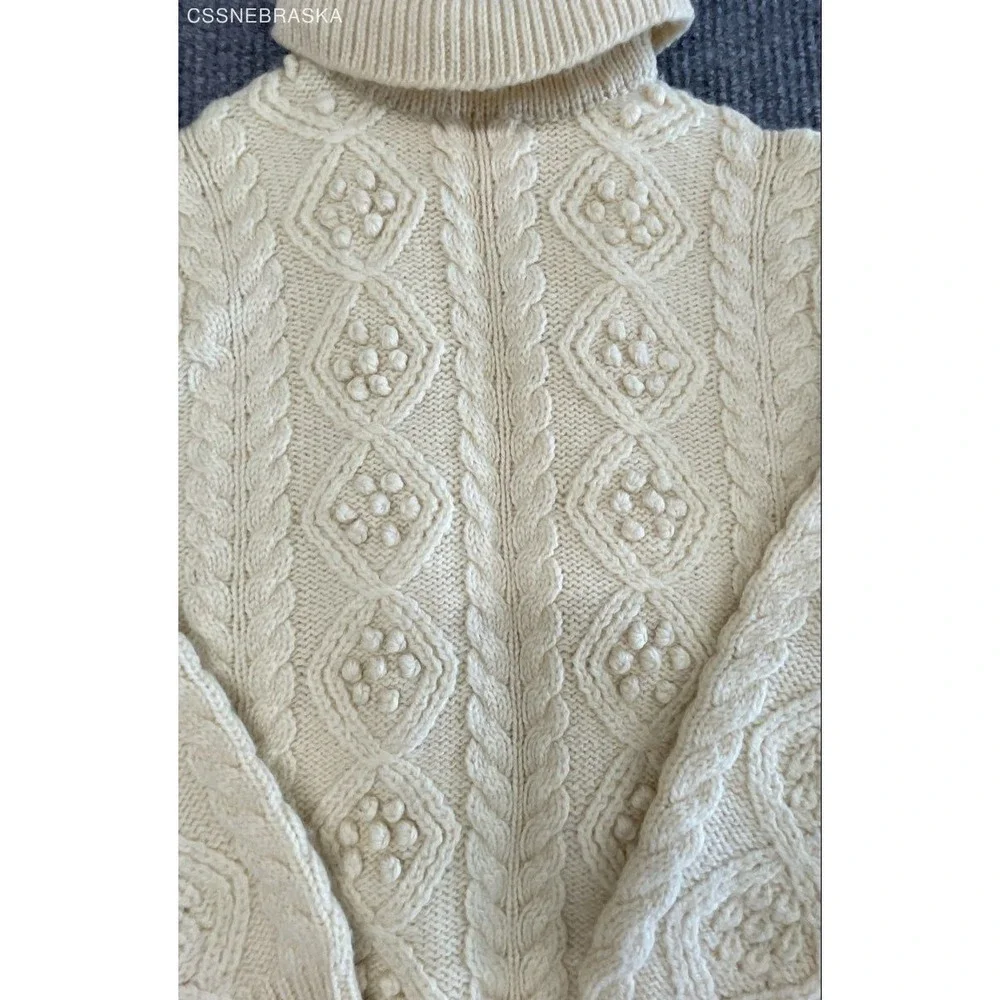 Vintage 80s Hand Loomed Women's Cream 100% Virgin Wool Zip Turtleneck Sweater L